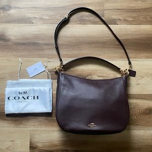 NEW without tags - large Coach oxblood pebbled leather Chelsea Hobo 32